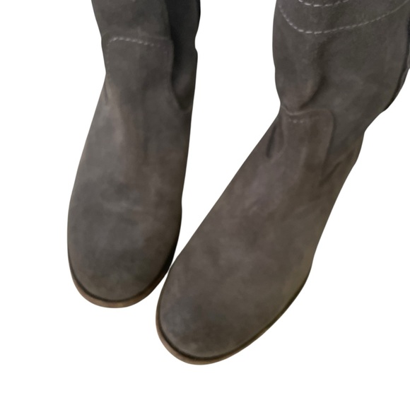 Frye Dark Brown Suede Cara Ankle Pull On Booties 9 - Picture 11 of 14